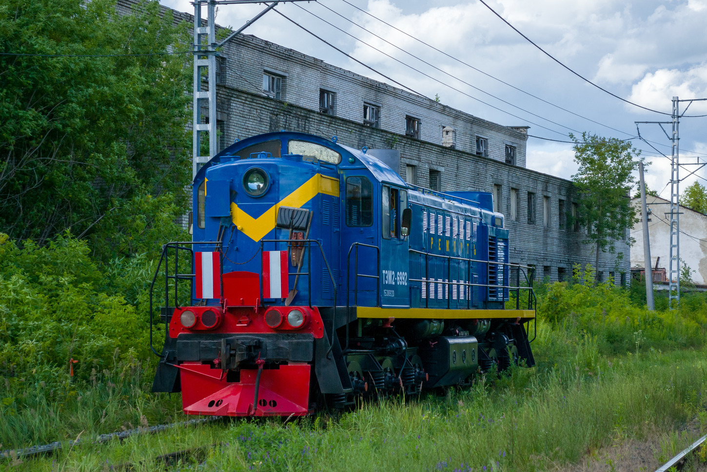 ТЭМ2-6992