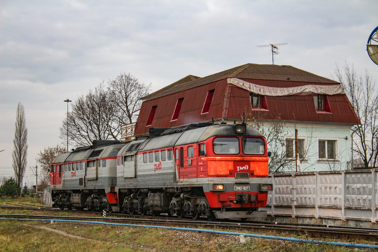 2М62-1027