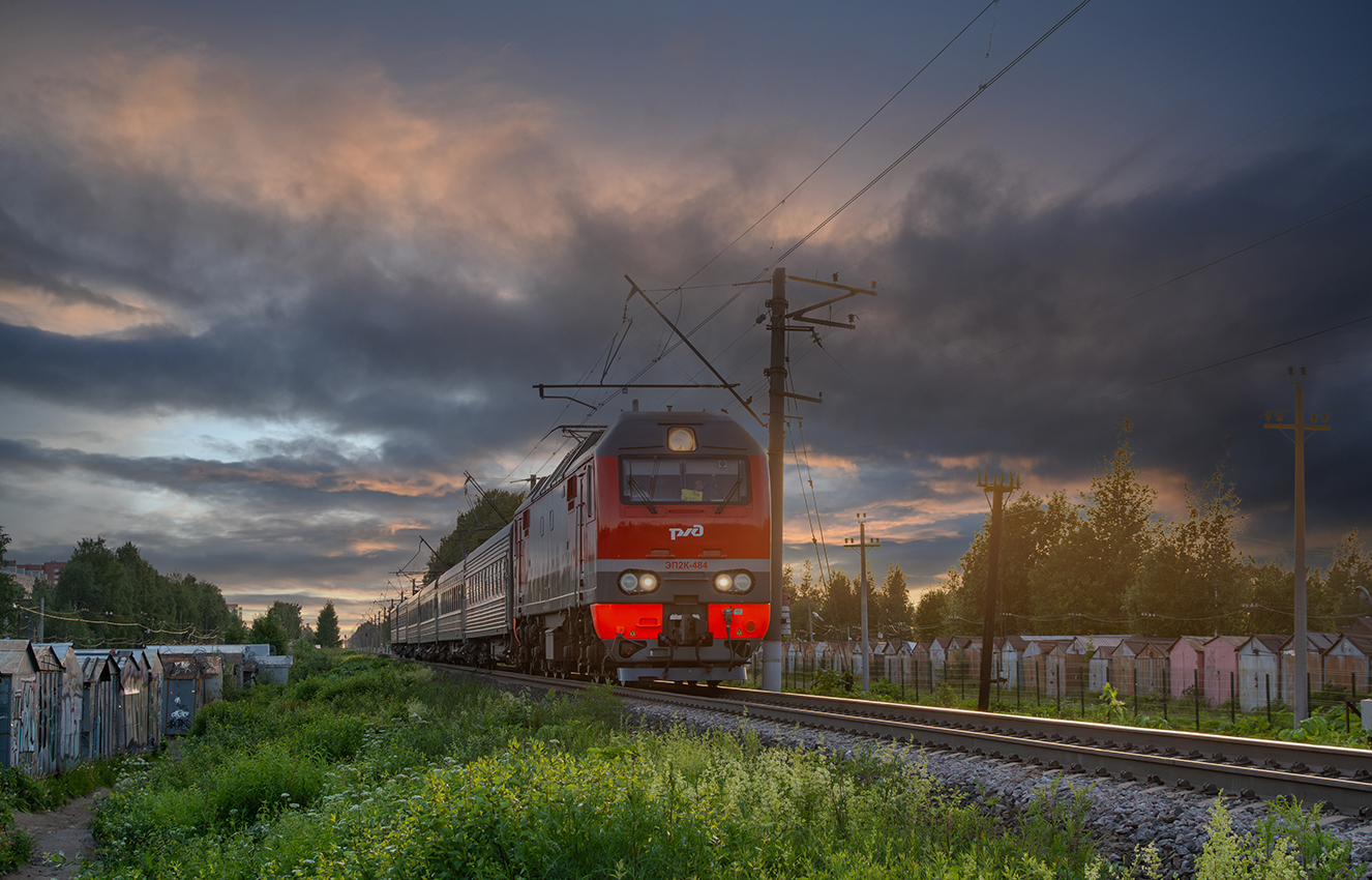 ЭП2К-484; Photo sketches (October Railway)