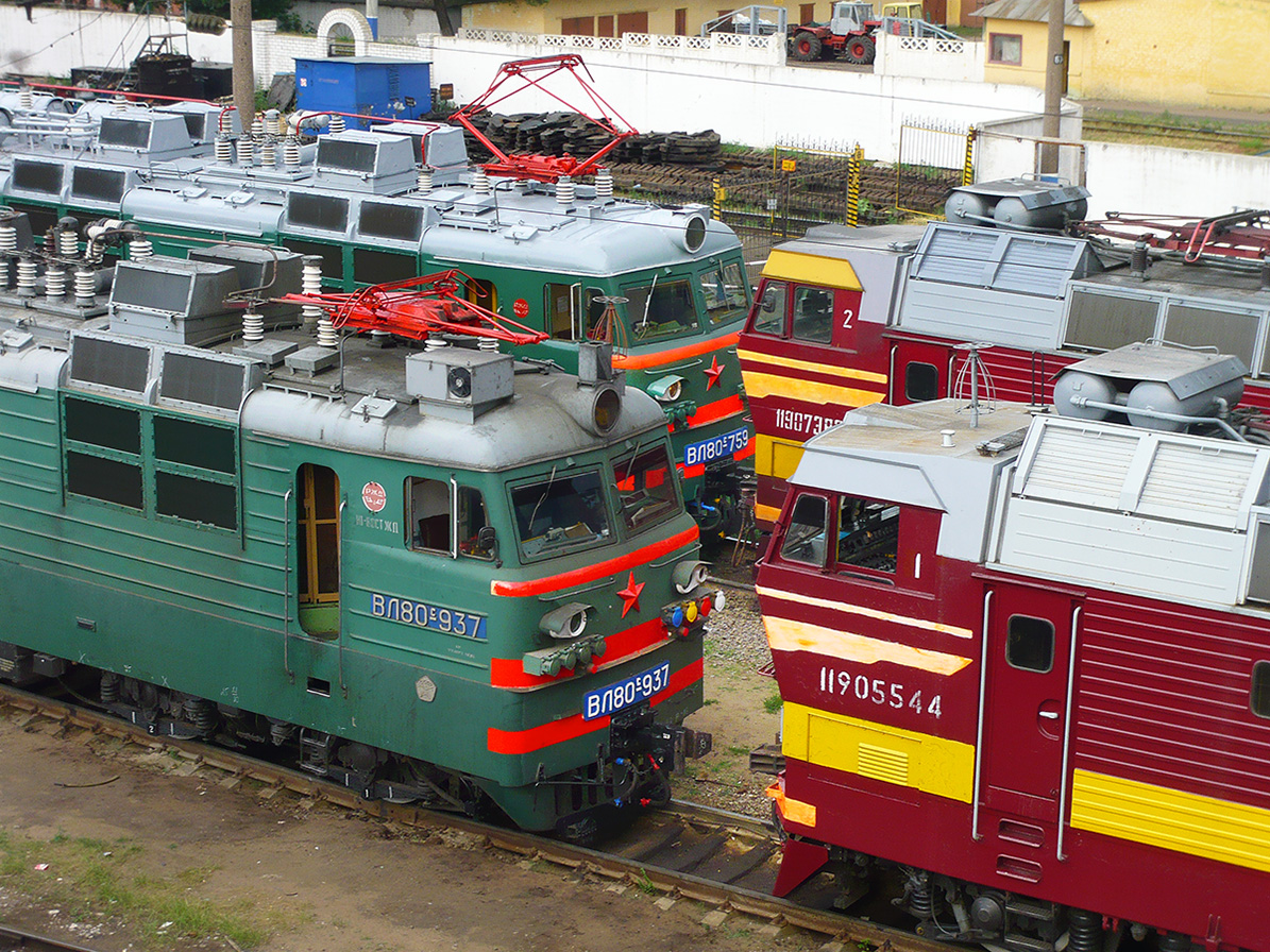 ВЛ80С-937; ЧС4Т-554; Разные фотографии (Северо-Кавказская железная дорога)