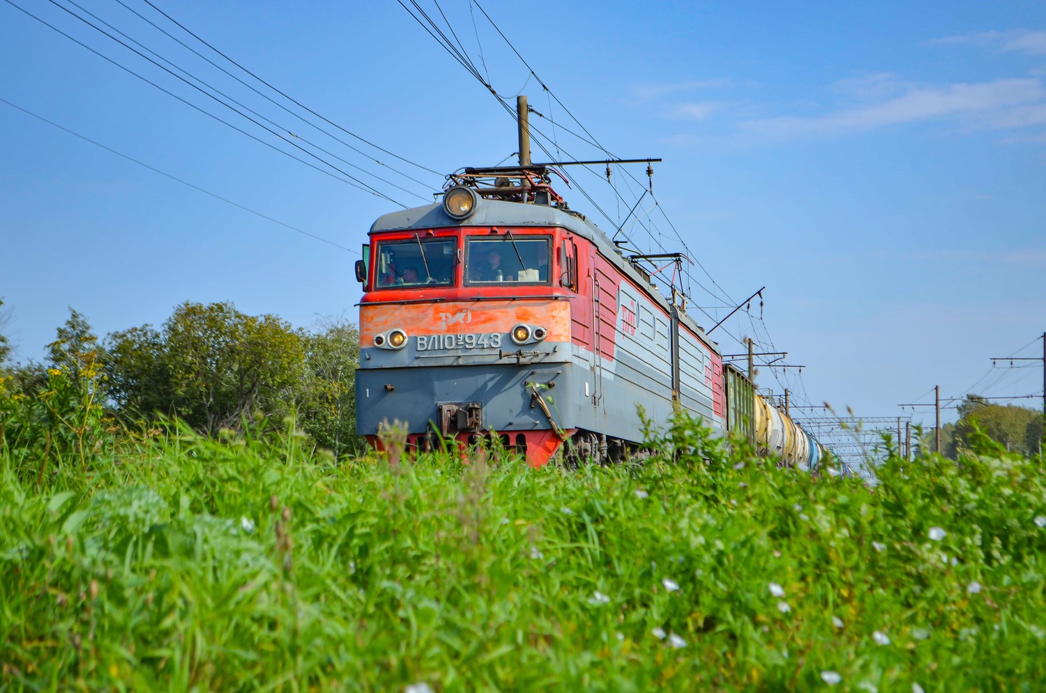 ВЛ10У-943; Фотозарисовки (Октябрьская железная дорога)