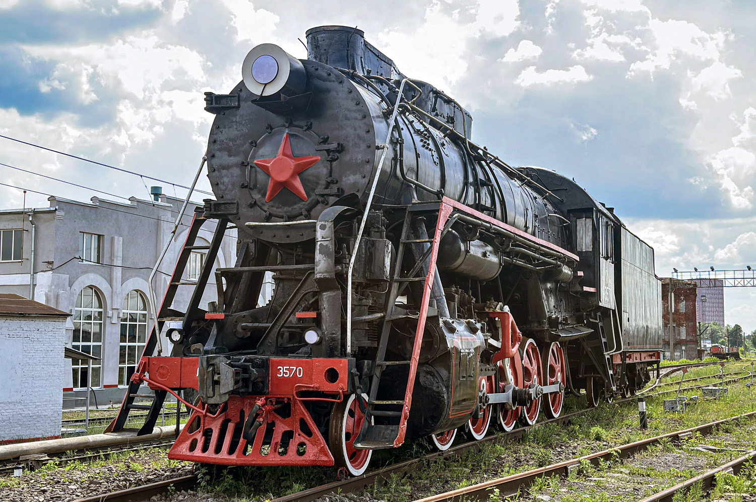 Л-3570