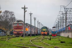 ЧС200-009 (October Railway); ЧС2Т-1047 (October Railway); ЧМЭ3Э-6795 (October Railway)