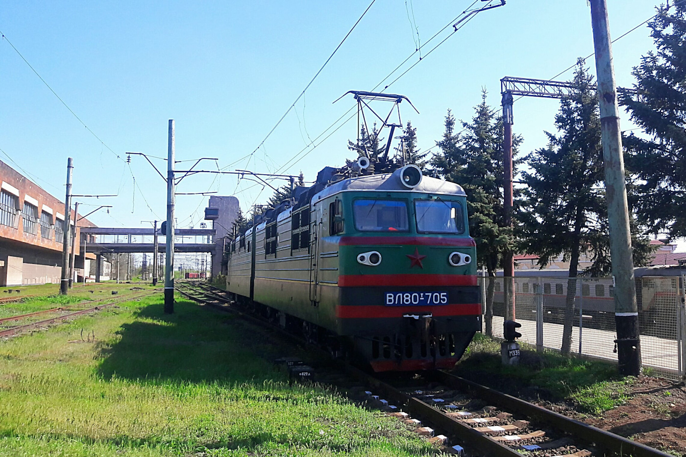 ВЛ80Т-705