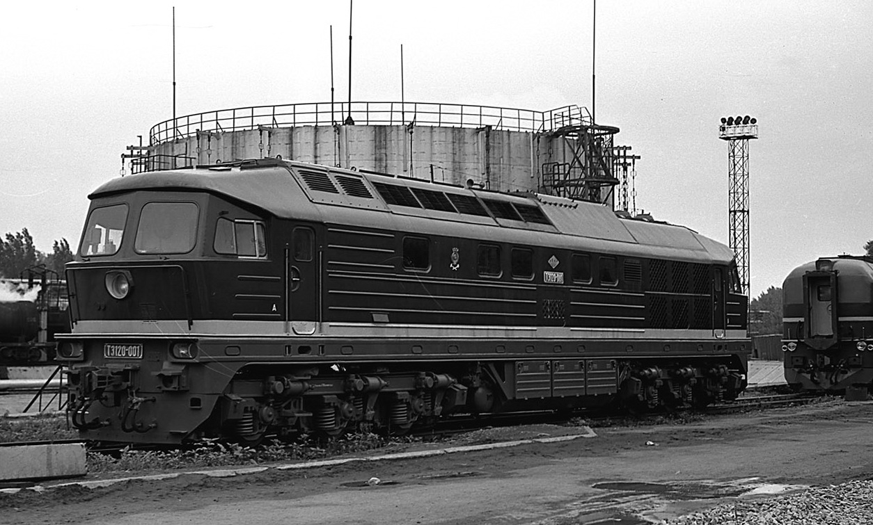 ТЭ120-001; 2М62-0001