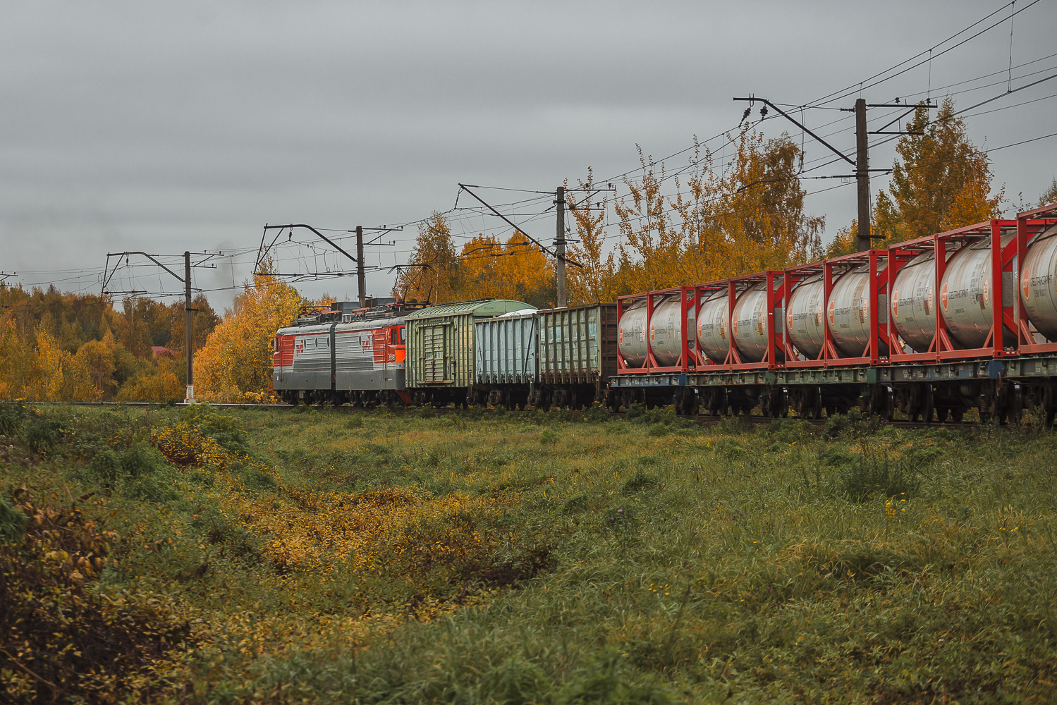 ВЛ10У-890; Фотозарисовки (Октябрьская железная дорога)