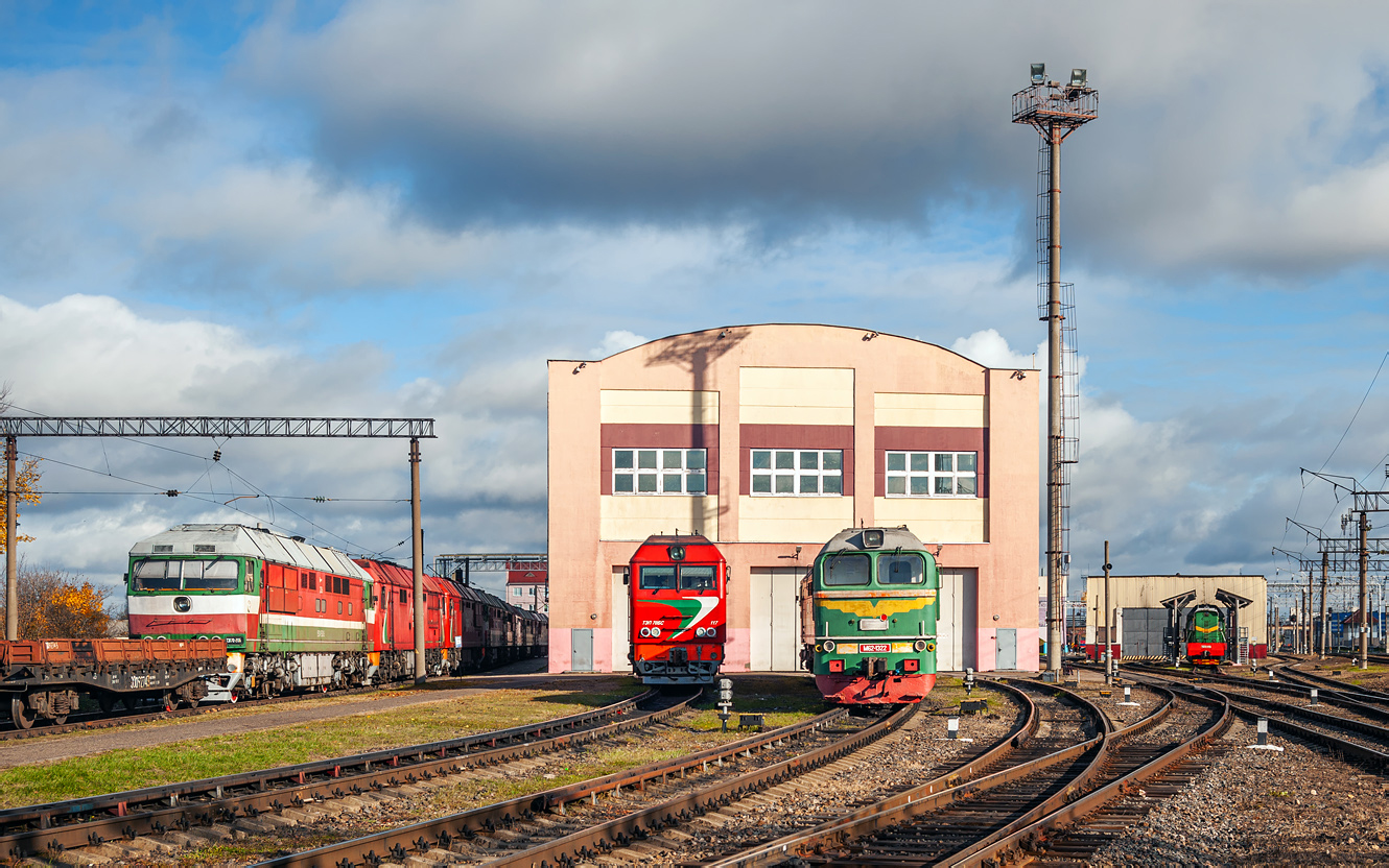 ТЭП70-0206; ТЭП70БС-117; М62-1322; ЧМЭ3-2918