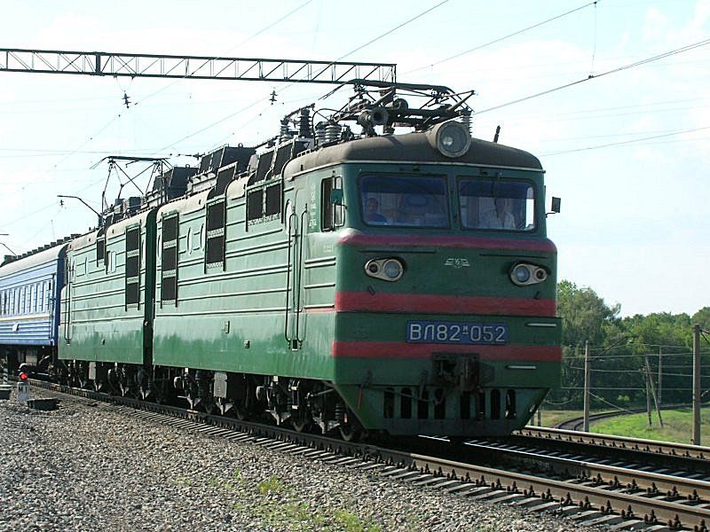 ВЛ82М-052