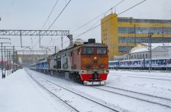 3М62У-0058 (Октябрьская железная дорога); 2ТЭ10МК-2312 (Куйбышевская железная дорога)