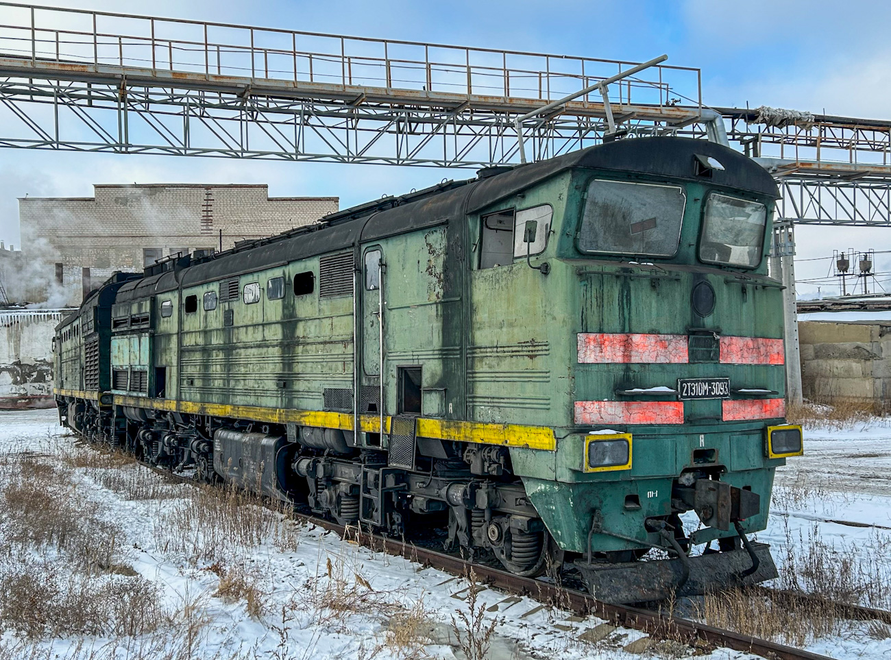 2ТЭ10М-3093