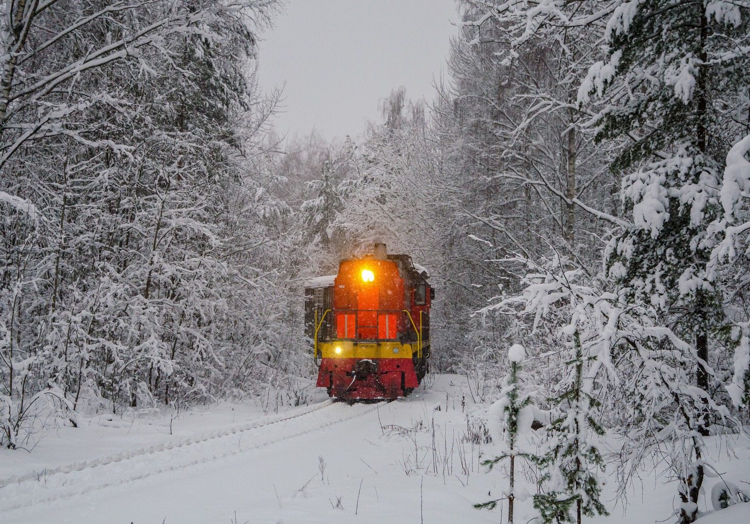 ТЭМ18ДМ-1850