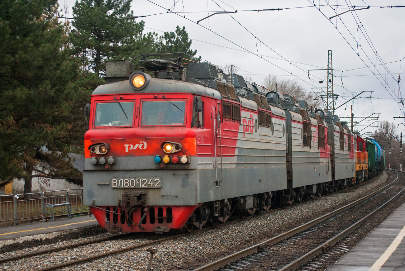 ВЛ80С-1242