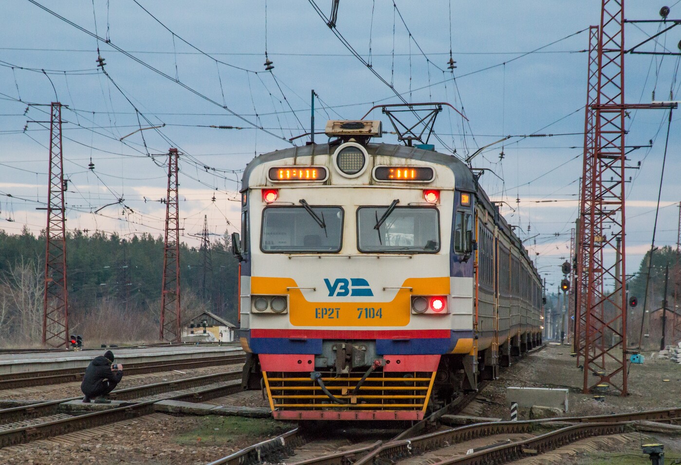 ЭР2Т-7104