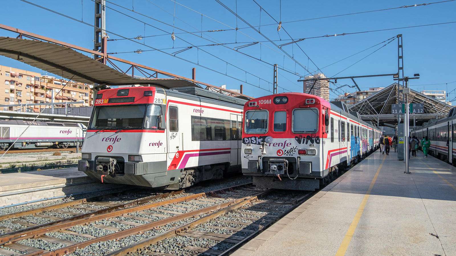 592 109