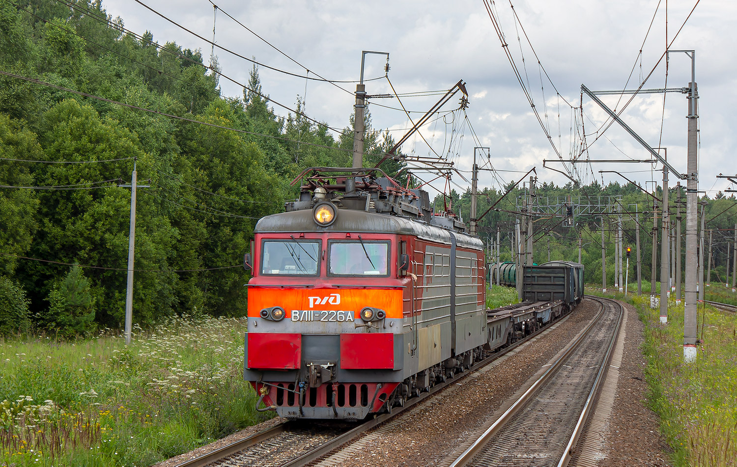 ВЛ11-226
