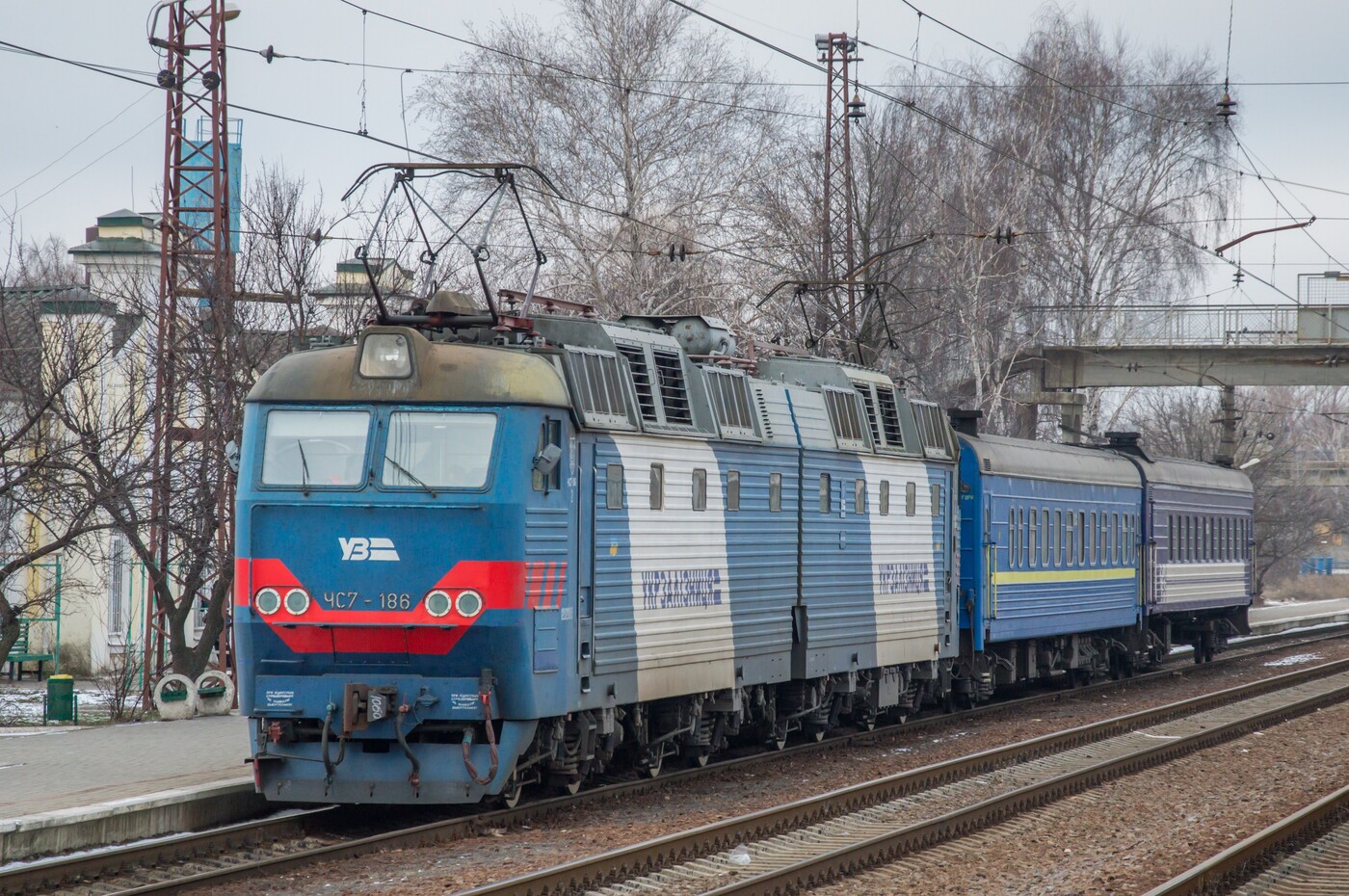 ЧС7-186