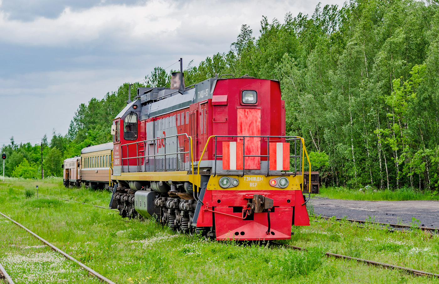 ТЭМ18ДМ-857