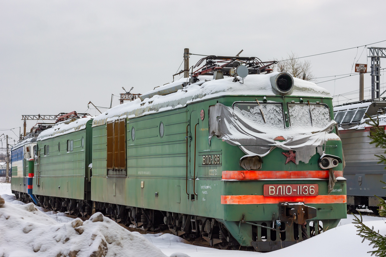ВЛ10-1136