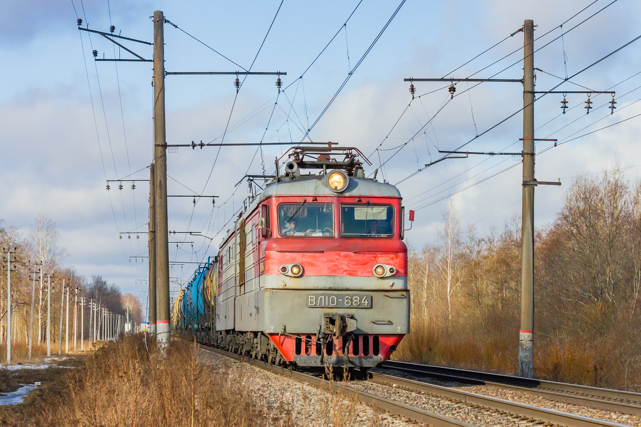 ВЛ10-884