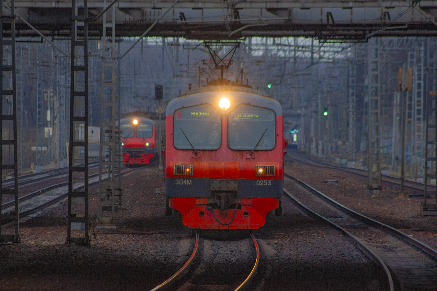 ЭД4М-0253; Фотозарисовки (Московская железная дорога)