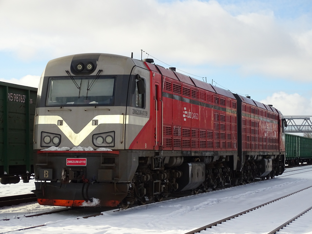 2M62UM-0119