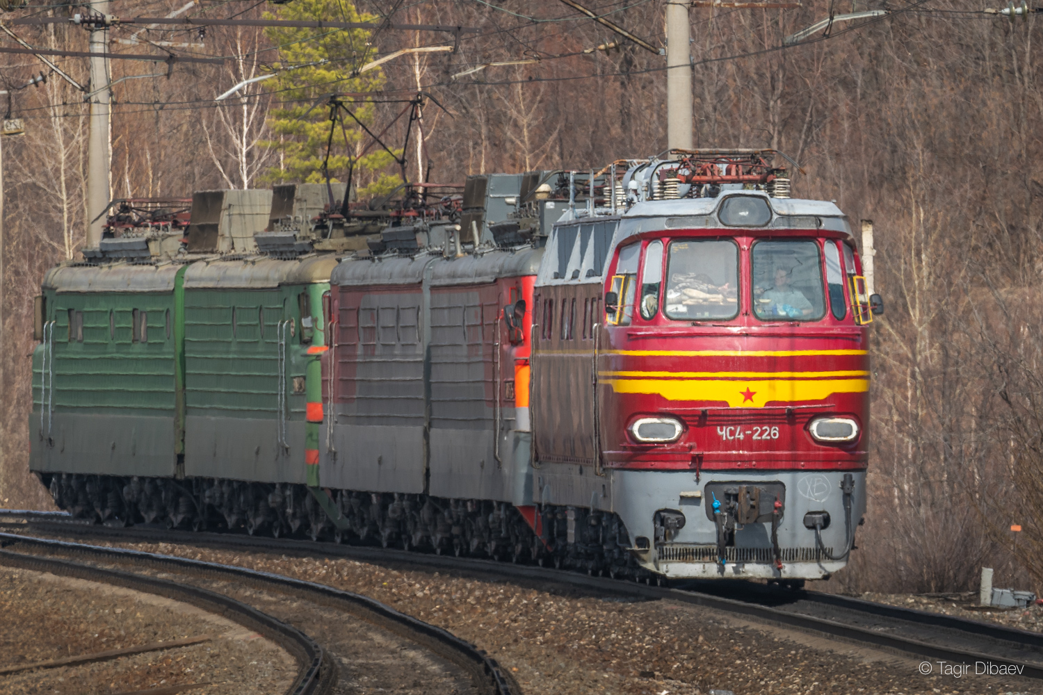 ЧС4-226