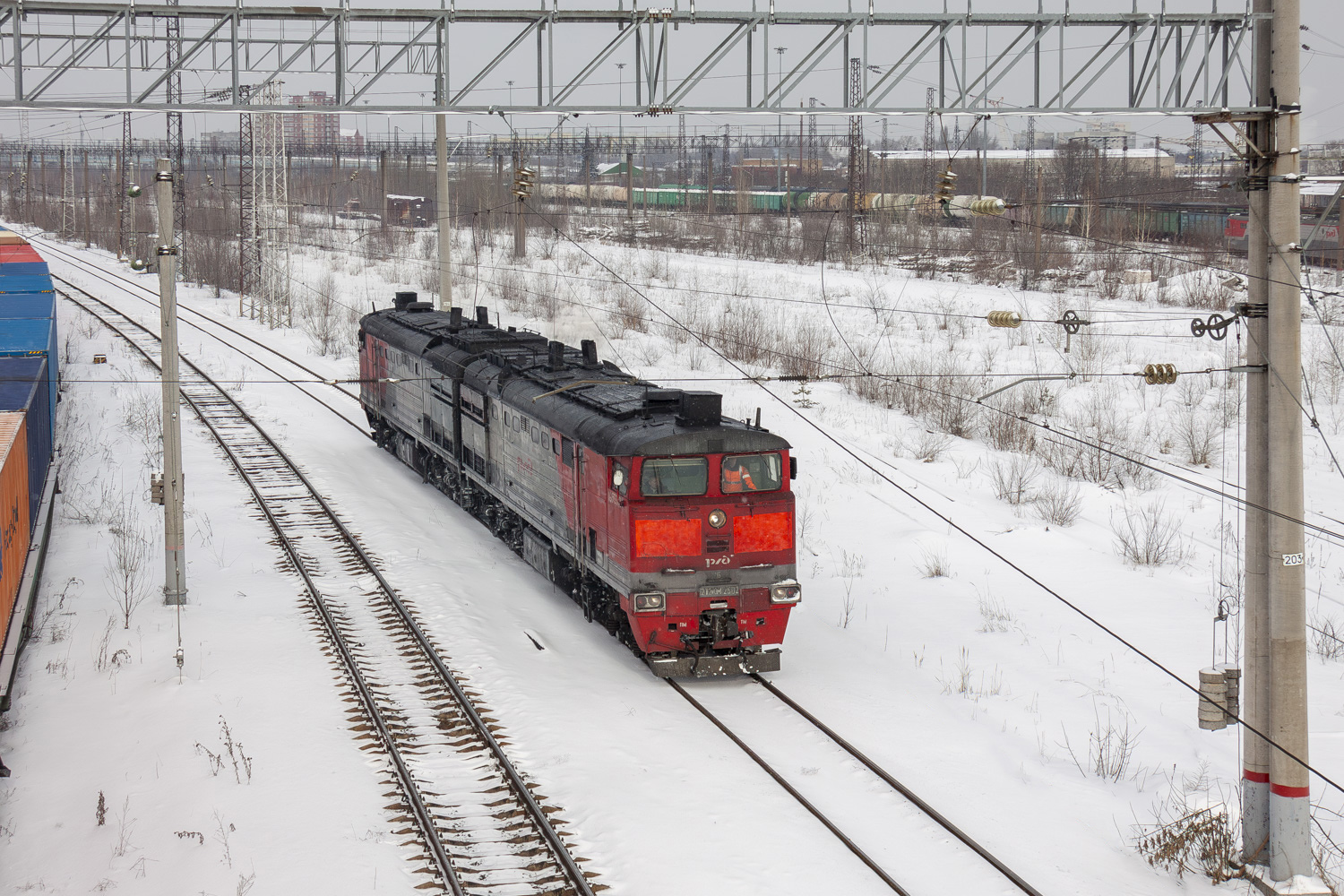 2ТЭ10М-2502
