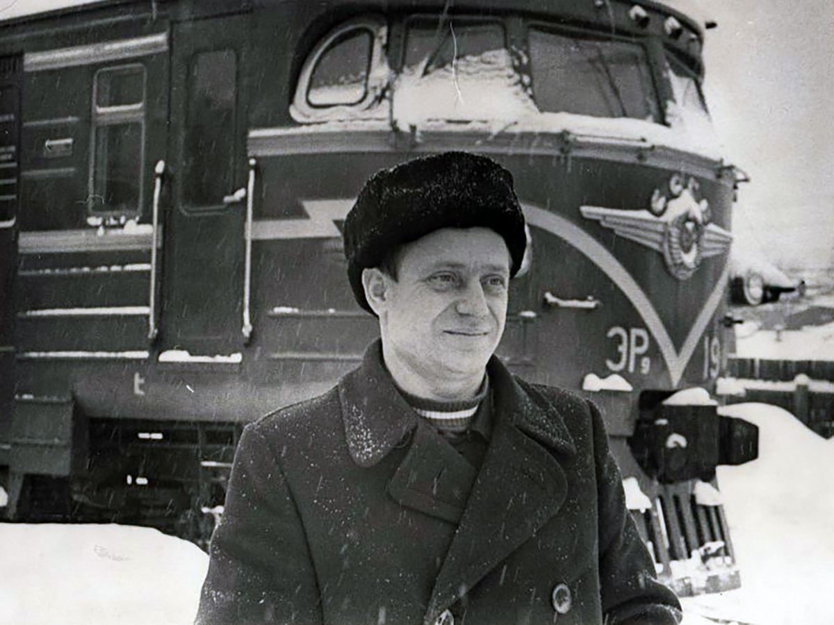 ЭР9-19