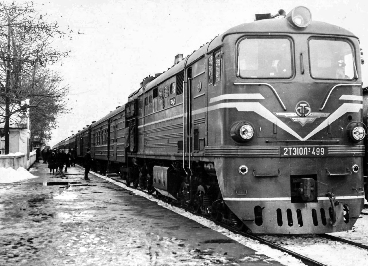 2ТЭ10Лт-499