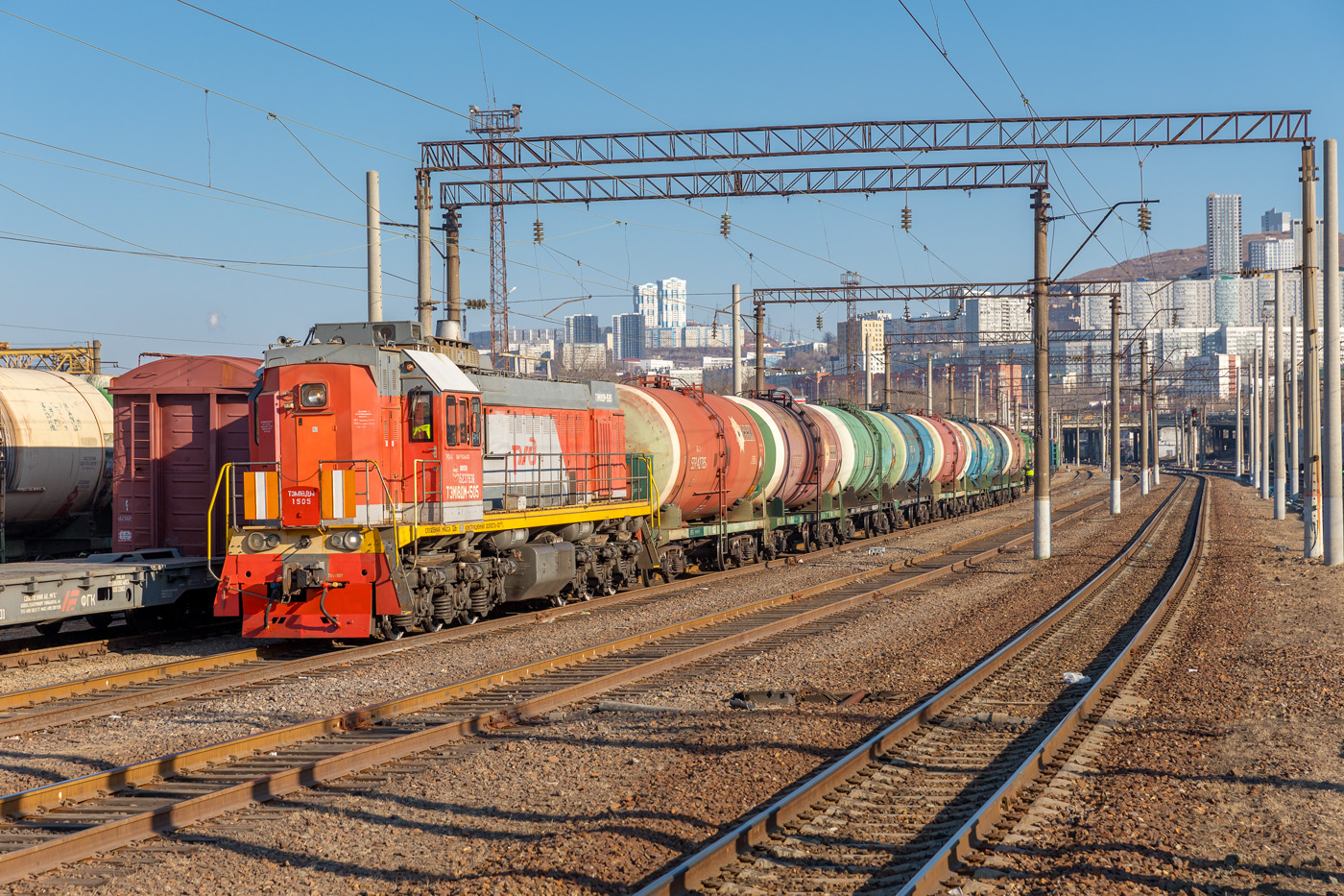 ТЭМ18ДМ-1505