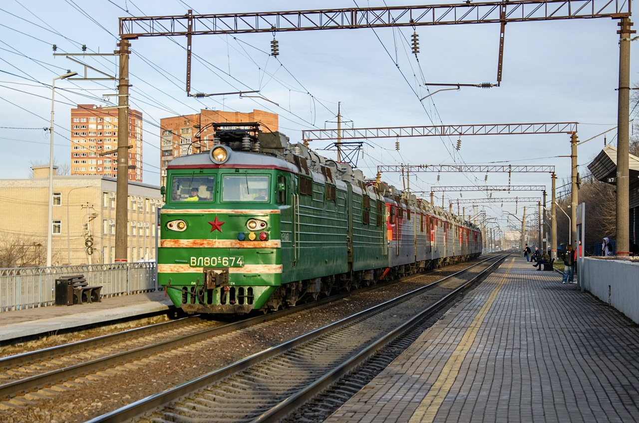ВЛ80С-674