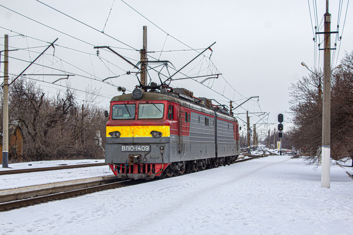 ВЛ10-1409