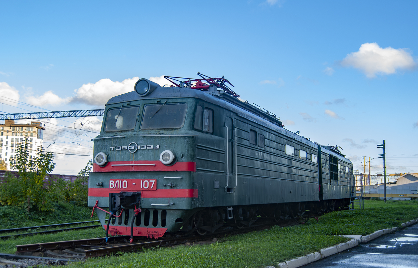 ВЛ10-107