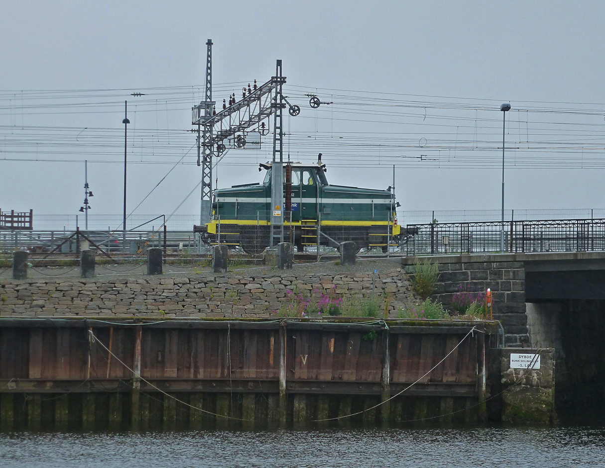 Z71-702