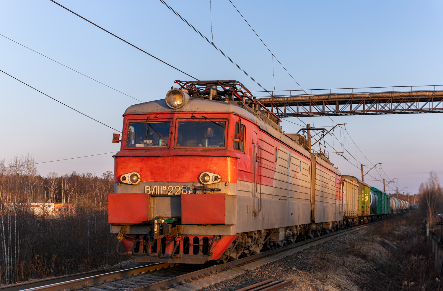 ВЛ11М-228
