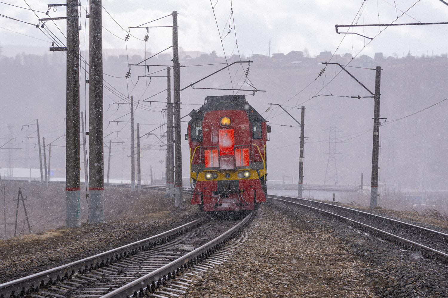 ТЭМ18ДМ-1339