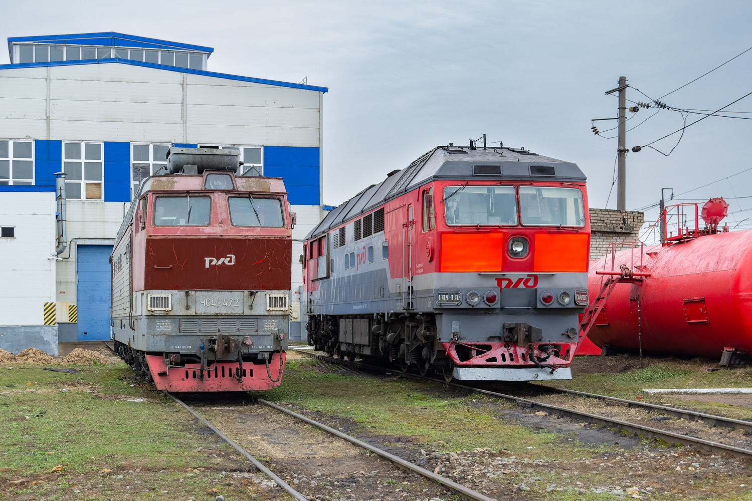 ЧС4Т-472; ТЭП70-0317