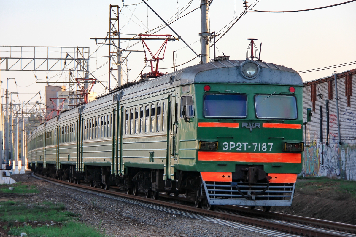 ЭР2Т-7187