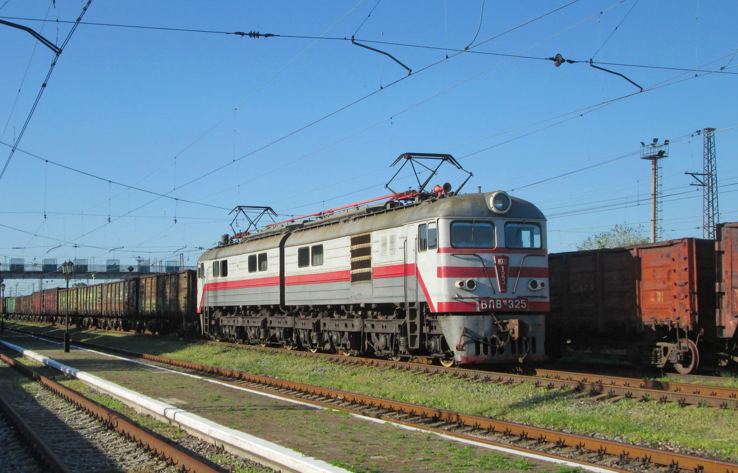 ВЛ8М-325
