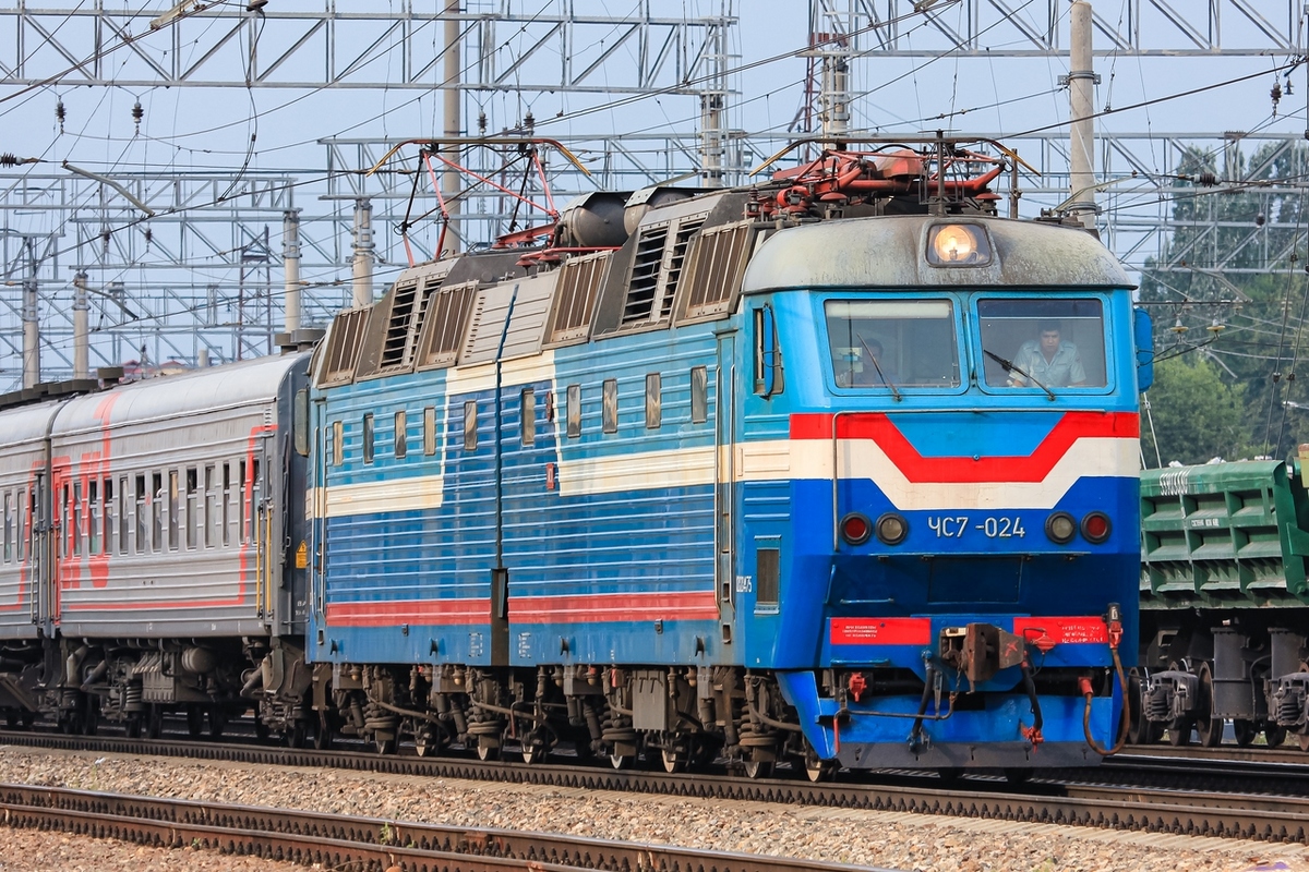 ЧС7-024