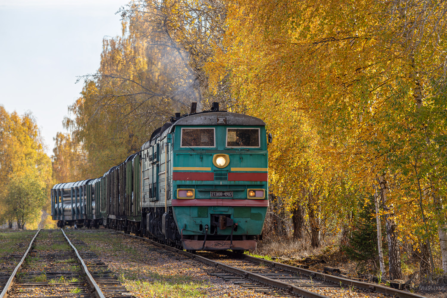 2ТЭ10В-4907