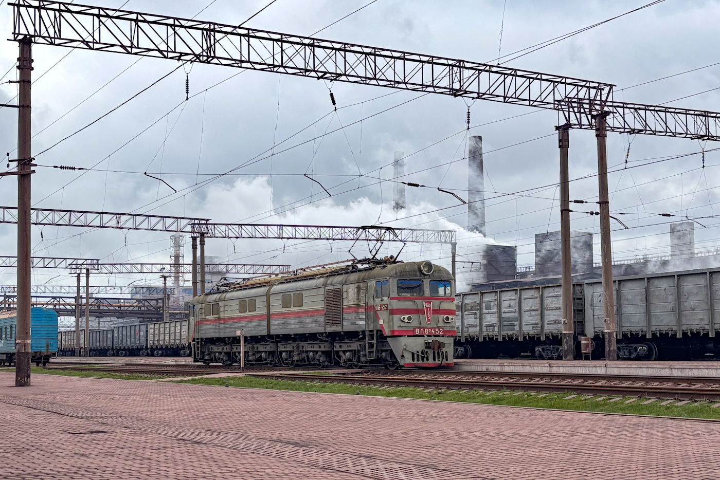 ВЛ8М-452