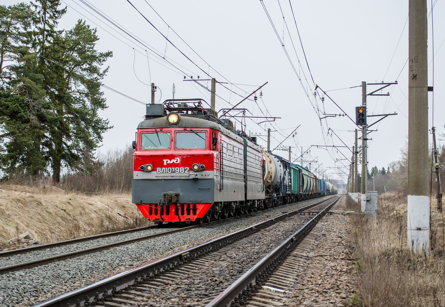ВЛ10У-982