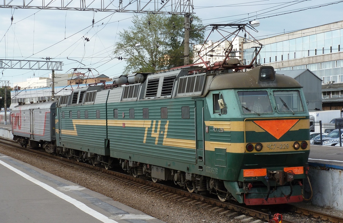 ЧС7-229