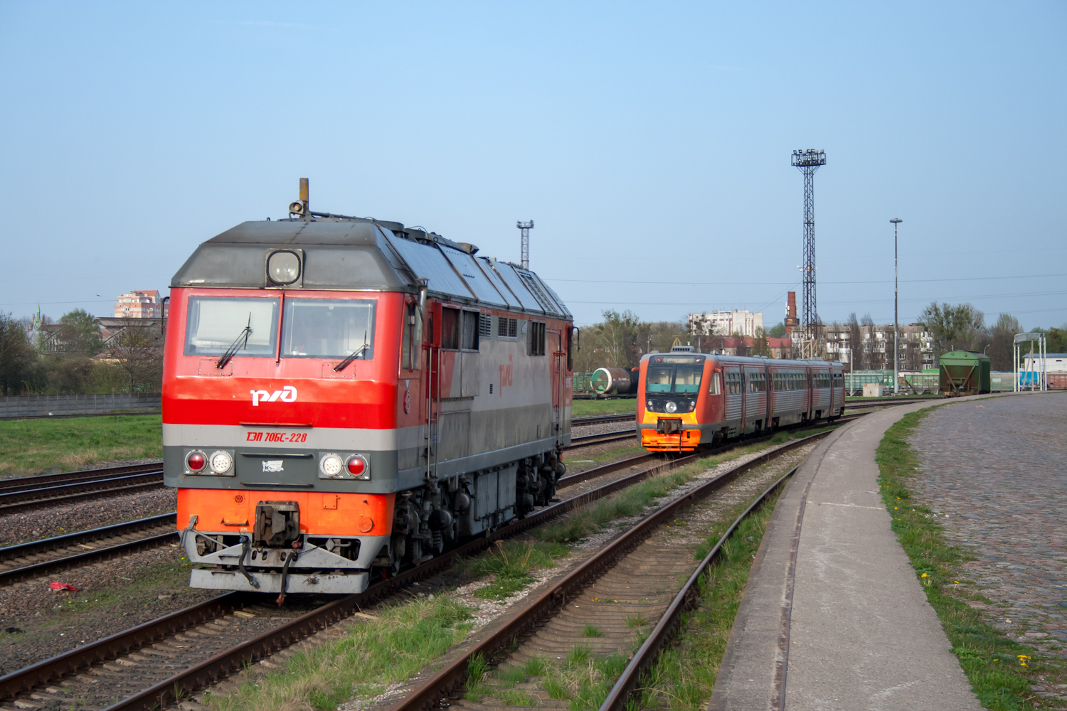 ТЭП70БС-228