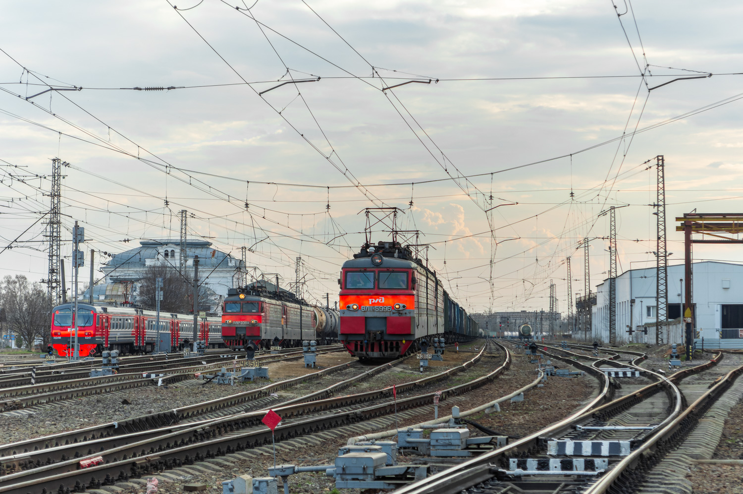ВЛ11.8-599