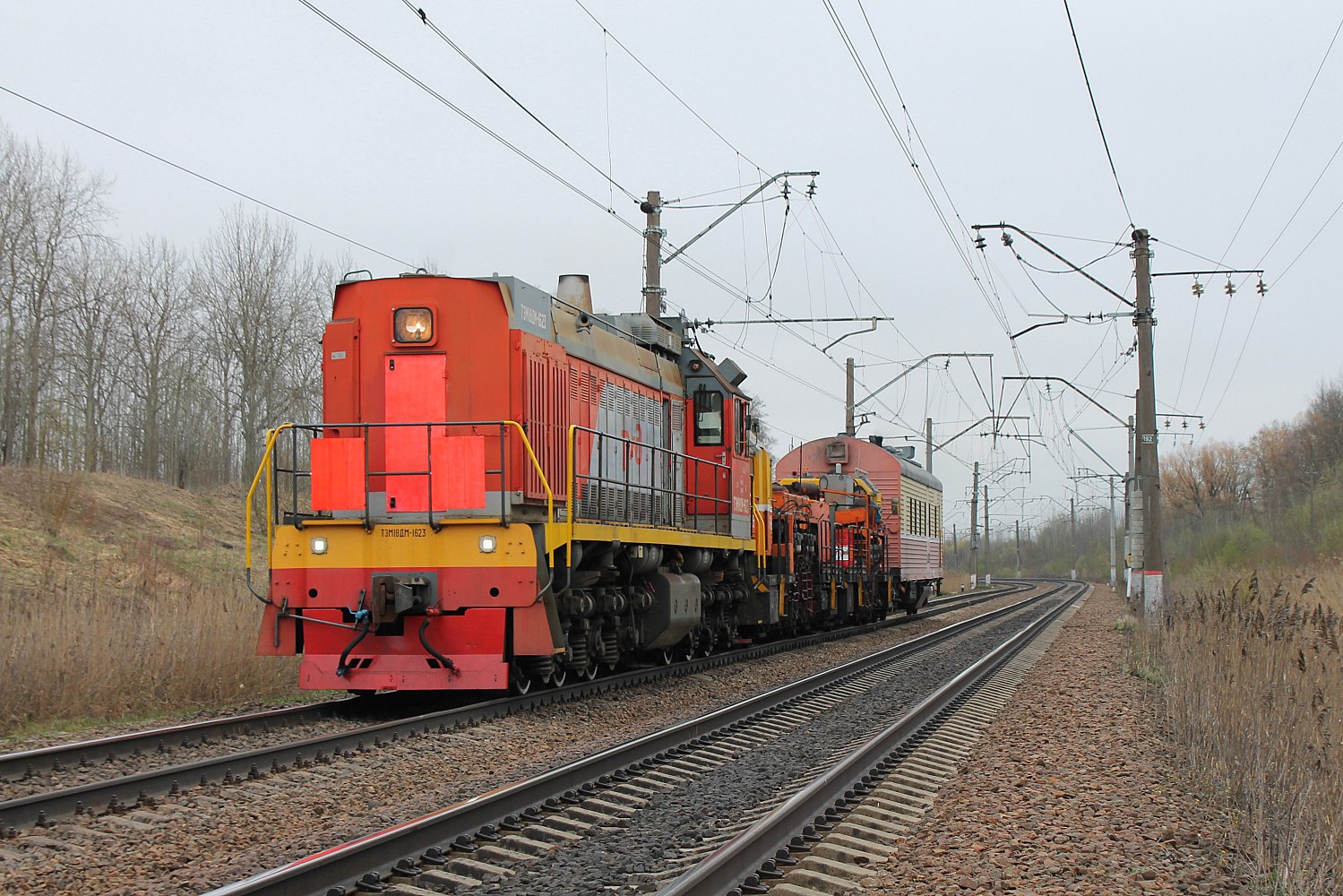 ТЭМ18ДМ-1623