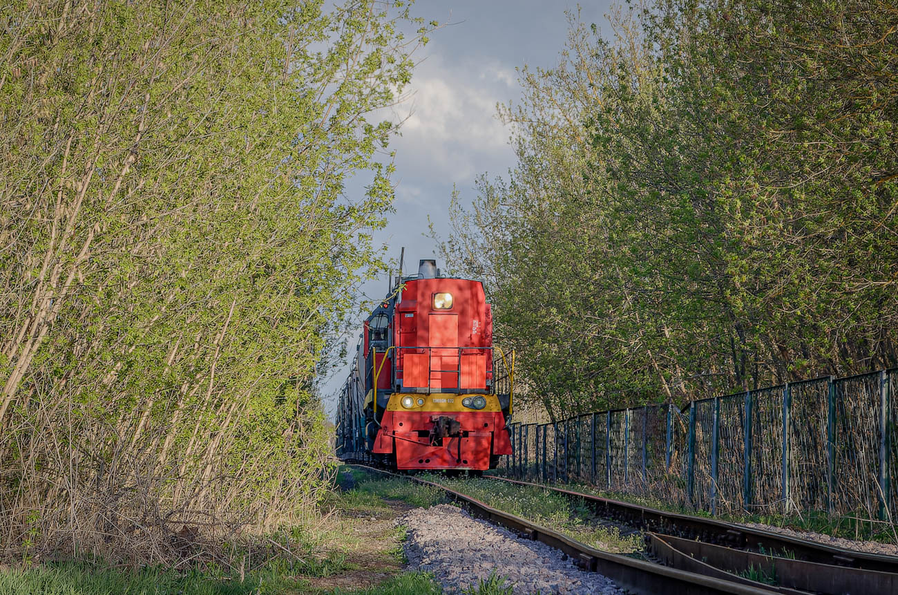 ТЭМ18ДМ-872