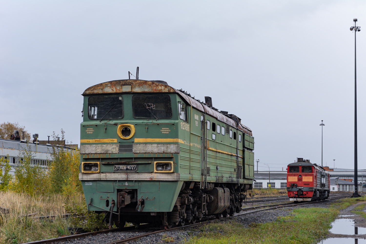 2ТЭ10В-4727Б