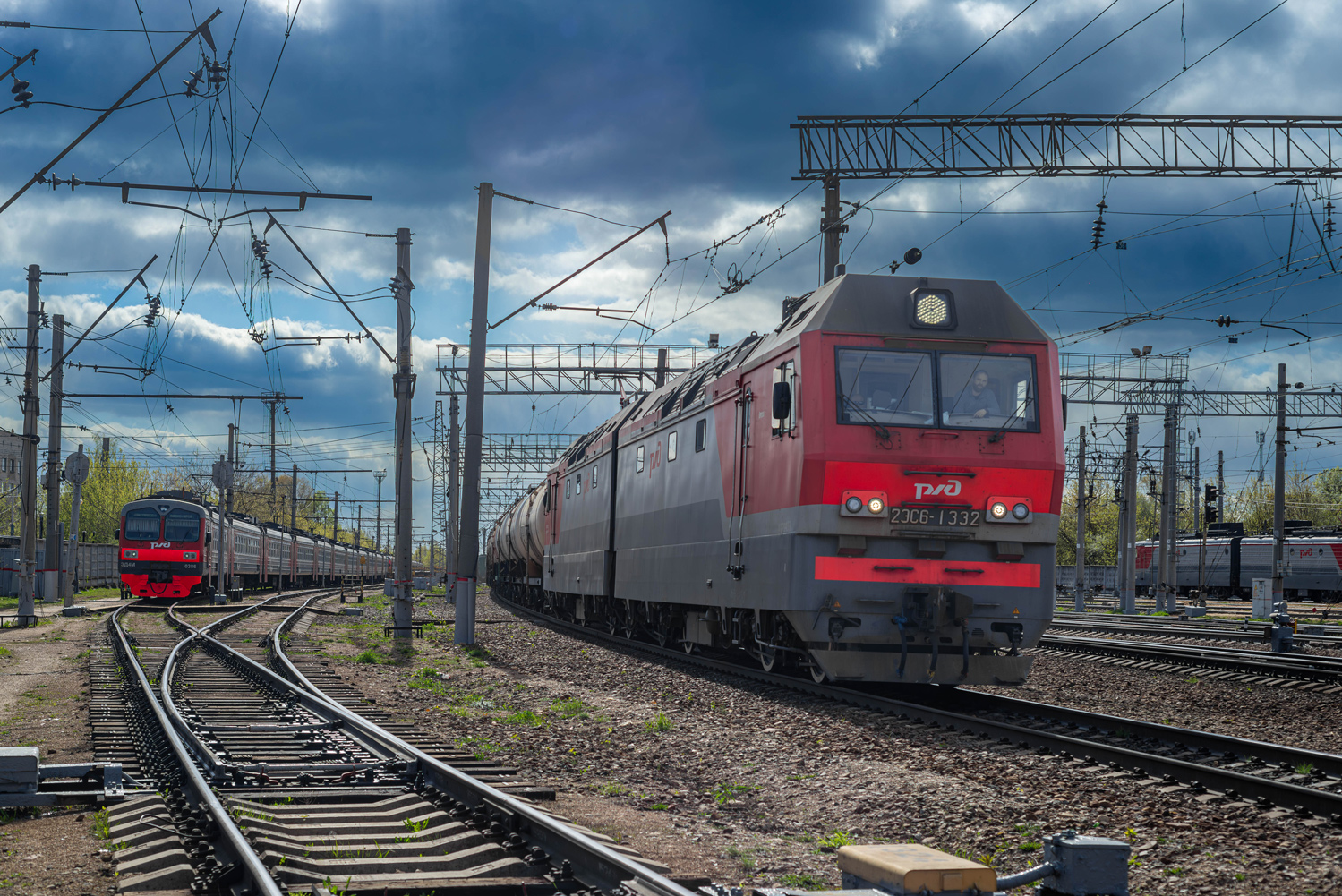 2ЭС6-1332